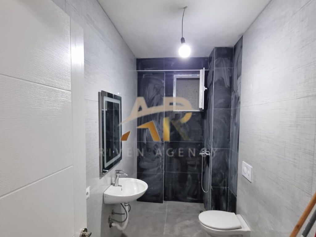 Jepet me qera apartament 2+1+2+post parkimi në Ali Dem