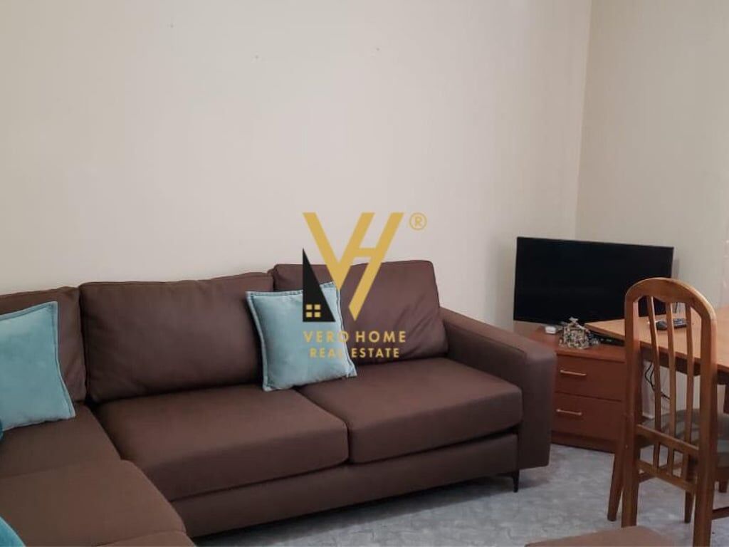JEPET APARTAMENT 2+1 ME QERA NE ALI DEM 40.000 LEKE
