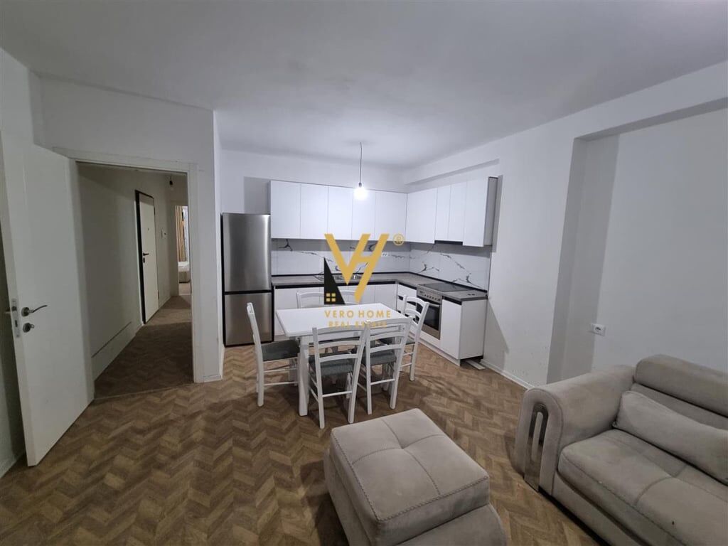 JEPET APARTAMENT 2+1+BLK ME QERA TEK ALI DEMI 650 EURO