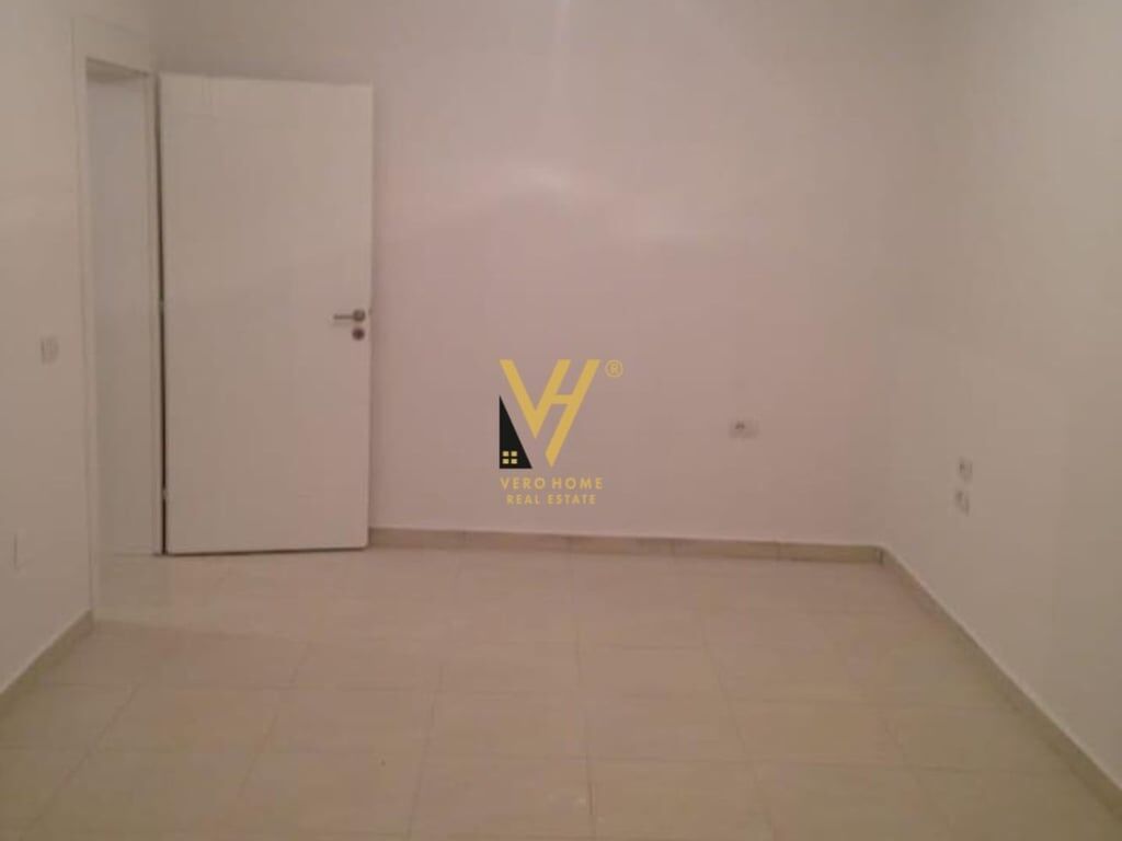 120 M2 SPACE FOR RENT AT OXHAKU 550 EURO