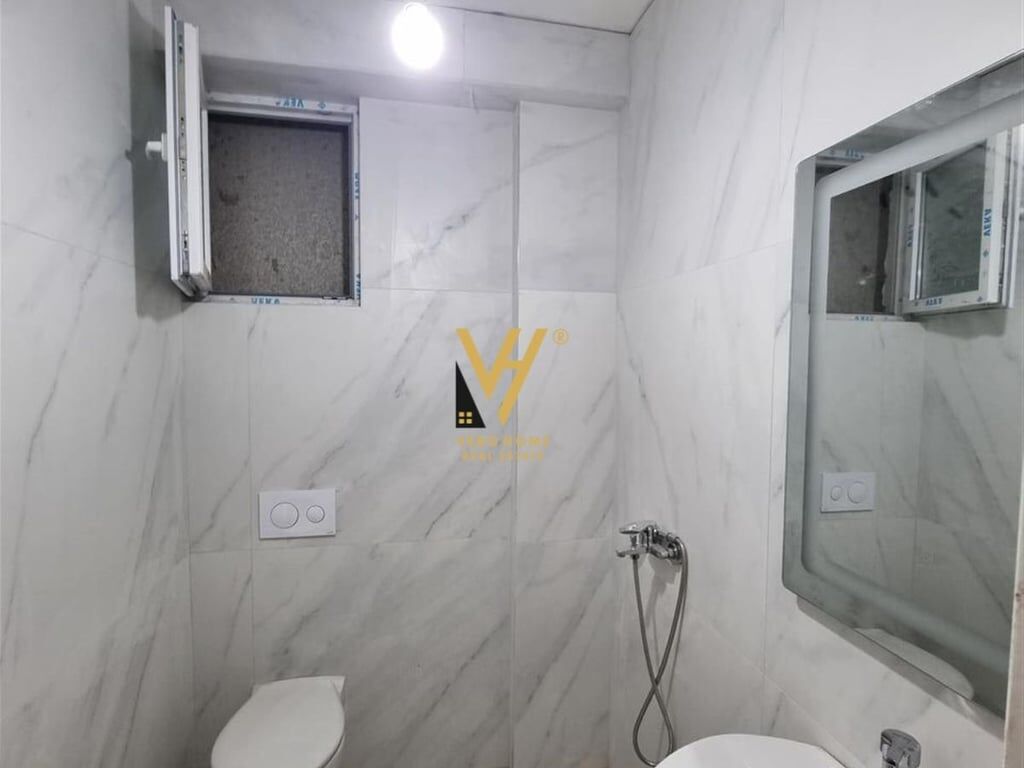 JEPET APARTAMENT 2+1+BLK ME QERA TEK ALI DEMI 650 EURO