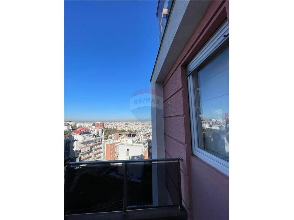 Apartament 3+1+2 &amp; post parkimi, Kopshti Botanik