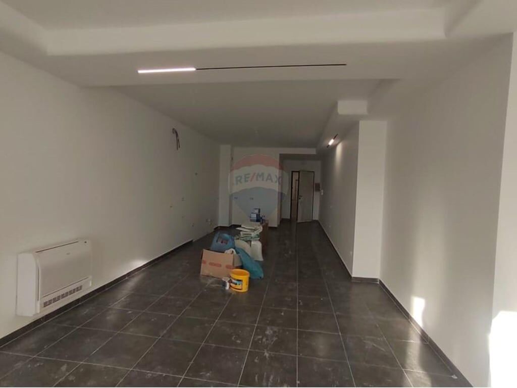 Apartament per shitje 3+1+2 tualete Liqeni .