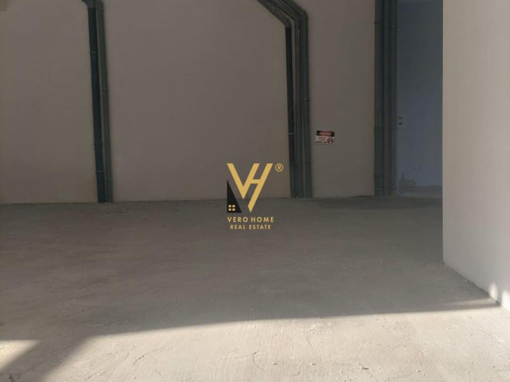 SHITET DYQAN 331 M2 NE MISTO MAME 995.500 EURO