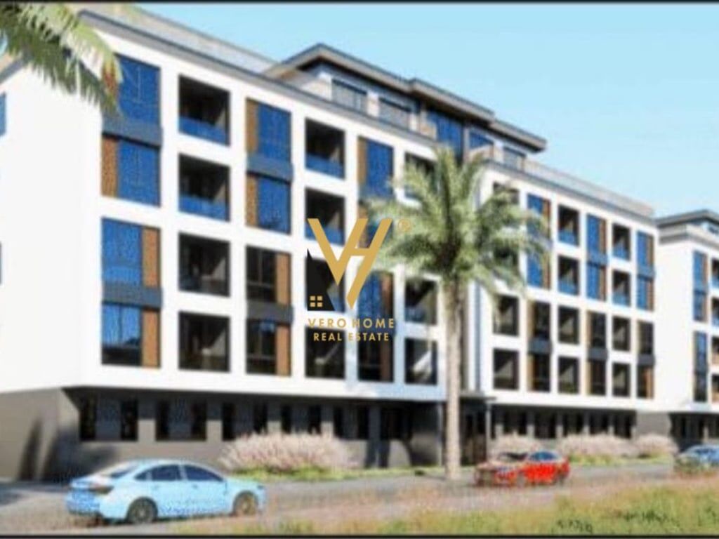 EDIFICIO TRE PIANI IN VENDITA A QERRET 950.000 EURO