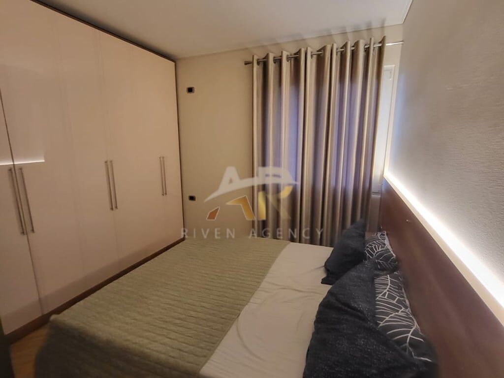 JEPET ME QERA APARTAMENT 1+1 PRANE ITS OK LOUNGE, RRUGA MIHAL GRAMENO