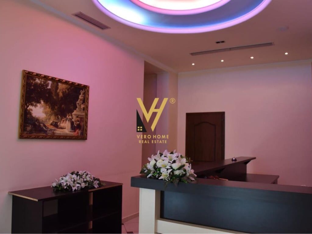 HOTEL 5 PIANI IN AFFITTO A FIER 4.000 EURO