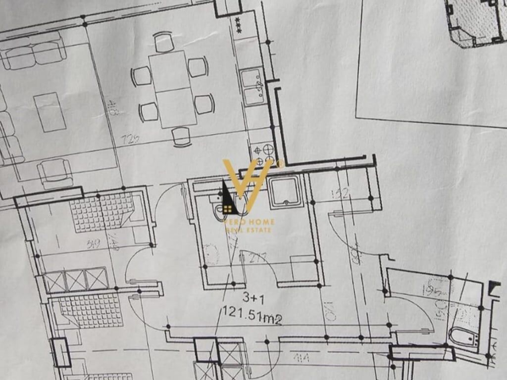 OFFICE FOR SALE 122 M2 ON ELBASAN STREET 488,000 EURO