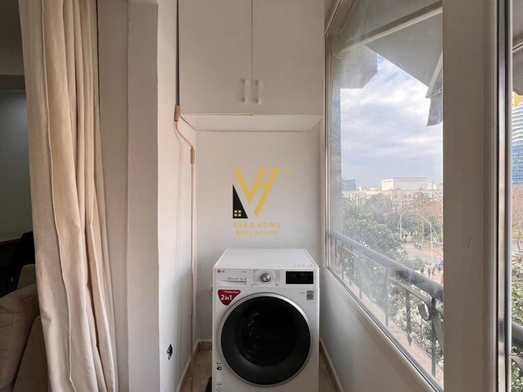 JEPET APARTAMENT 2+1+BLK ME QERA NE QENDER 850 EURO