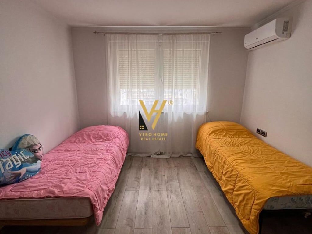 JEPET APARTAMENT 2+1+BLK ME QERA NE QENDER 850 EURO