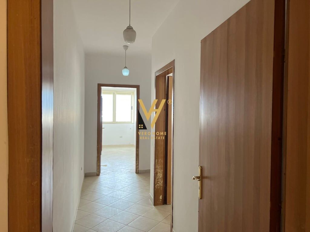 SHITET APARTAMENT 2+1 TE RRUGA E KAVAJES 178.000 EURO