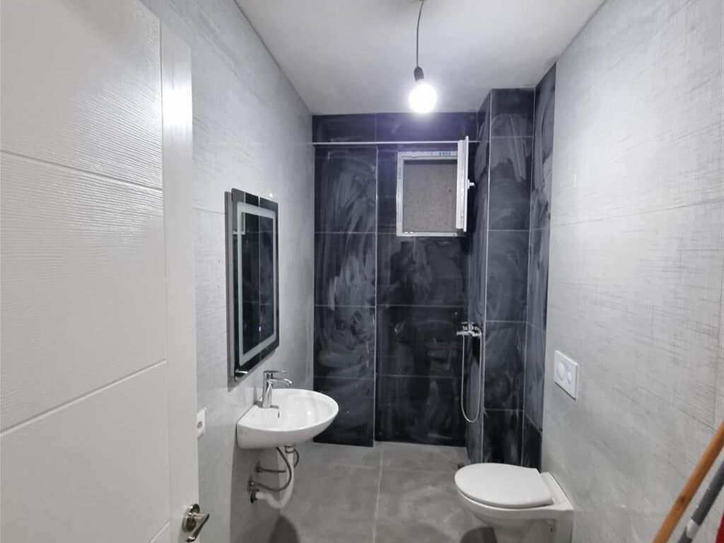 Apartment 2+1 with parking space for rent, Ali Dem near Neptun 650 euros.
