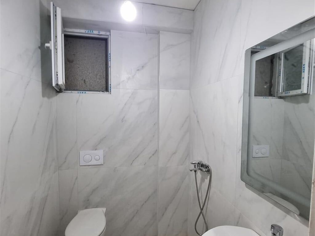 Apartment 2+1 with parking space for rent, Ali Dem near Neptun 650 euros.