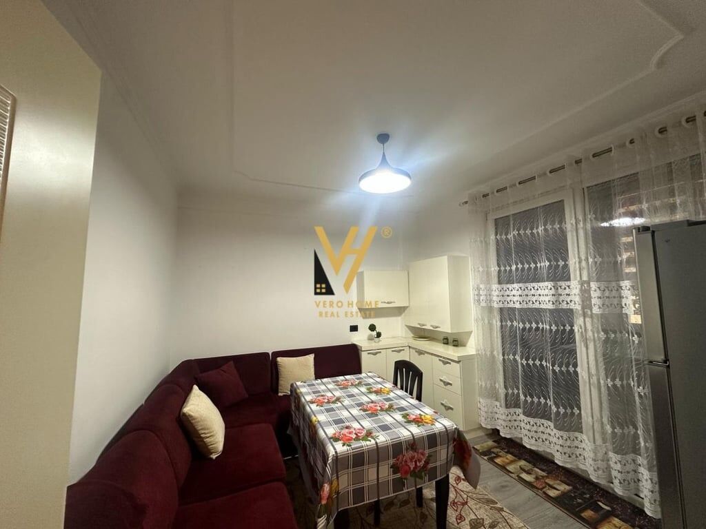 VENDESI APPARTAMENTO 3+1+2+2 IN PORCELAN 265.000 EURO