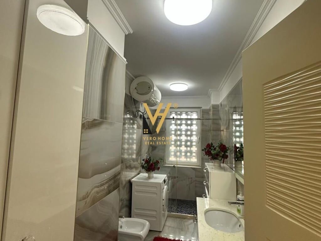 VENDESI APPARTAMENTO 3+1+2+2 IN PORCELAN 265.000 EURO