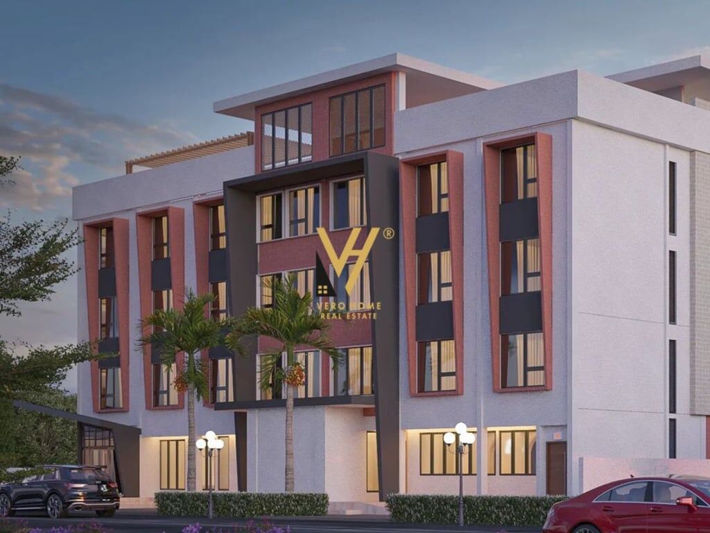 SHITET HOTEL KATER KATESH I PERFUNDUAR NE POTAM , HIMARE 3.200.000 EURO