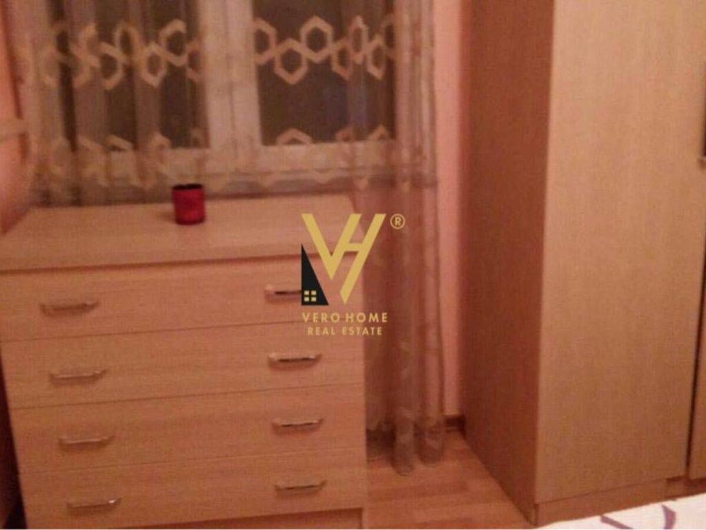 AFFITTASI APPARTAMENTO 1+1+BALCONE IN VIA ELBASAN A 450 EURO
