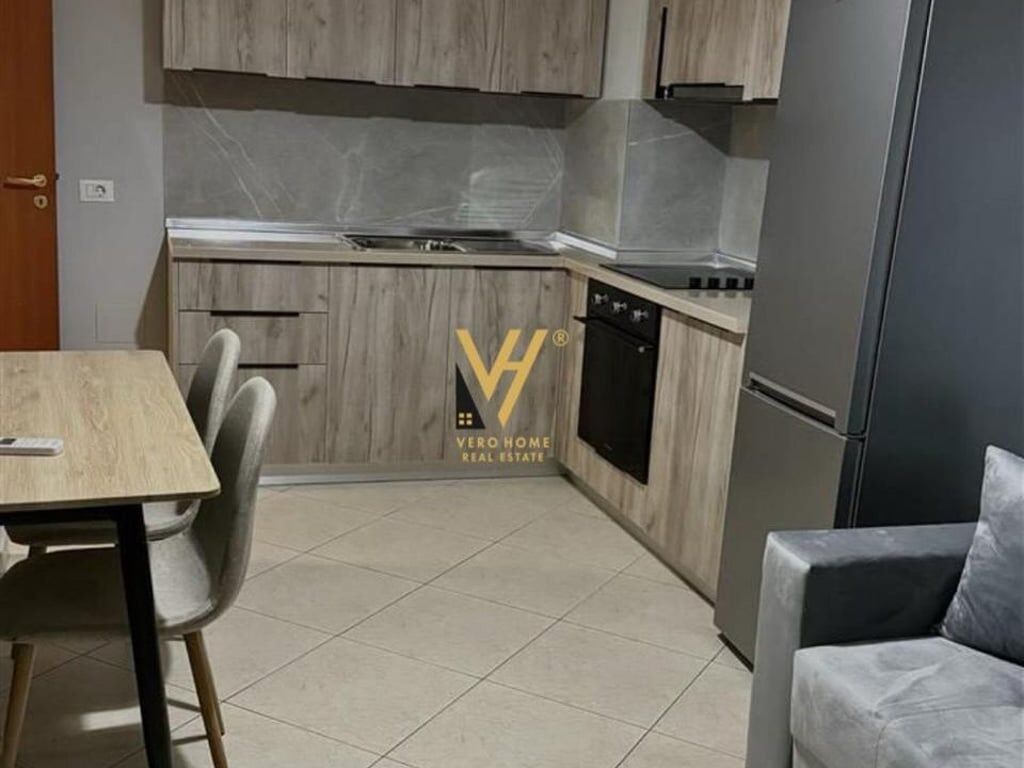 AFFITTASI APPARTAMENTO 2+1+BLK IN VIA MYSLYM SHYRI 700 EURO