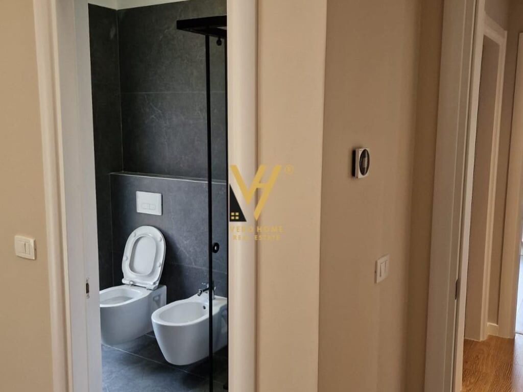 JEPET APARTAMENT 2+1+BLK ME QERA TE REZIDENCA PARK LIFE 1.100 EURO