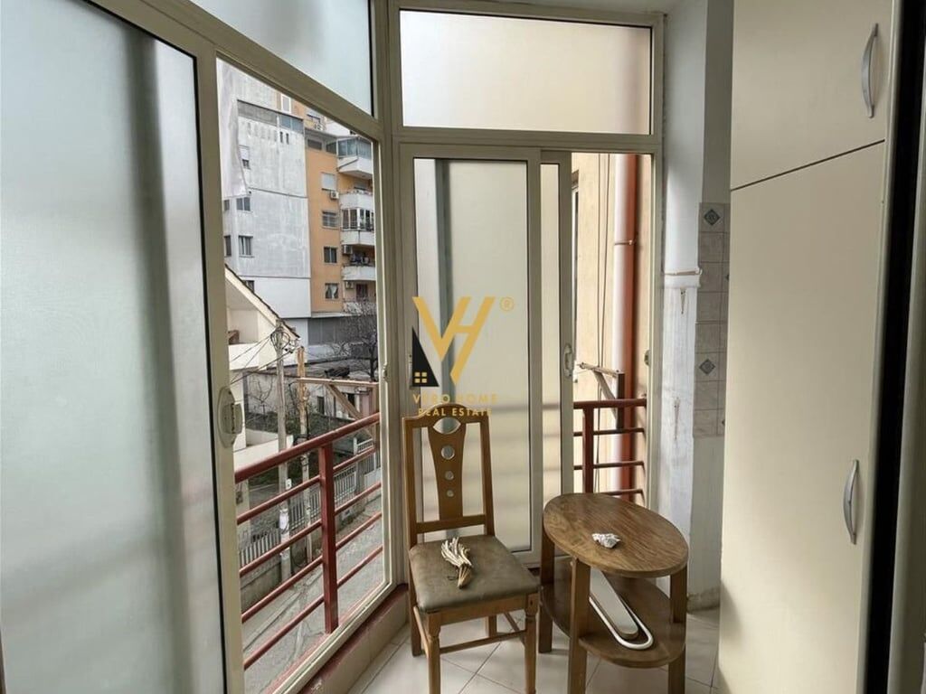 JEPET APARTAMENT 2+1+BLK ME QERA NE DAJT 450 EURO
