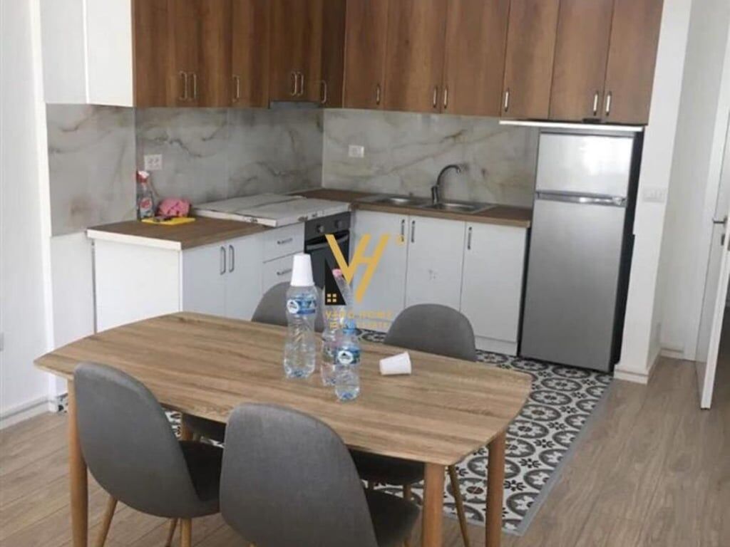 JEPET APARTAMENT 1+1+BLK ME QERA TE KOPSHTI ZOOLOGJIK 500 EURO