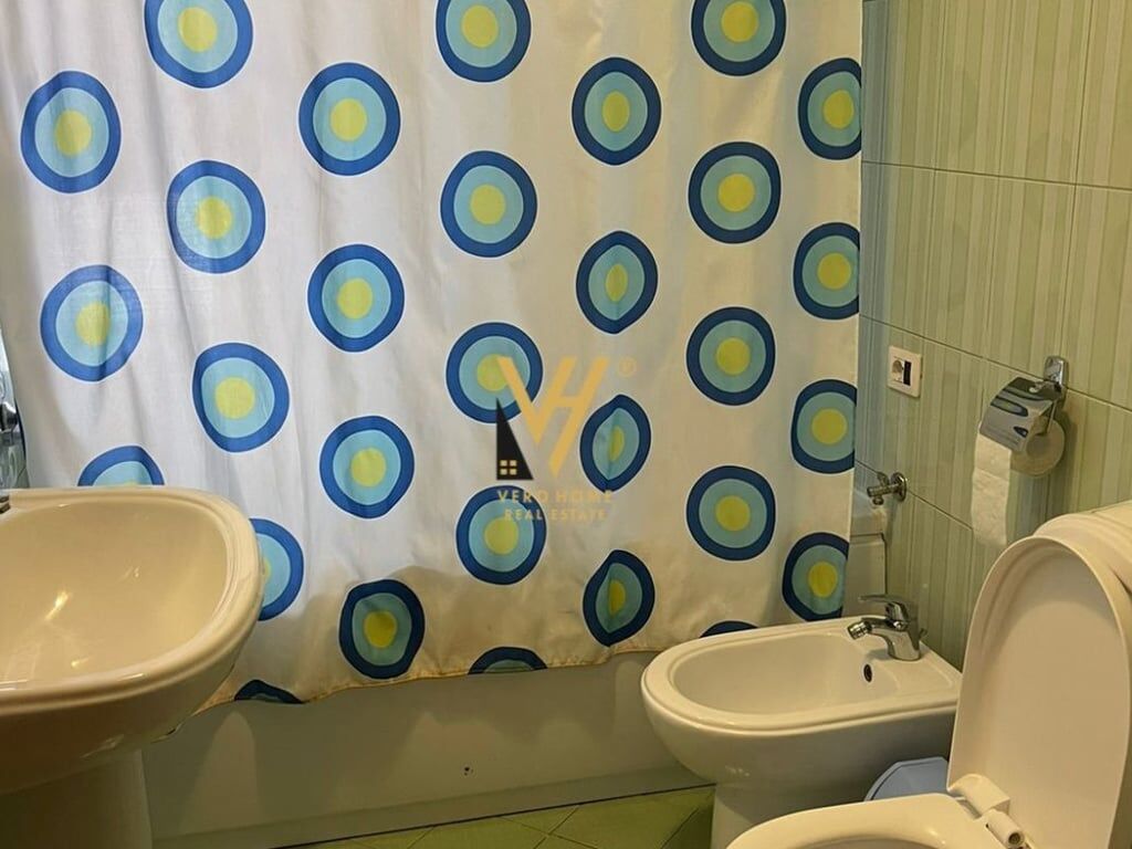 JEPET APARTAMENT 1+1+BLK ME QERA TE RRUGA E KOSOVAREVE 600 EURO