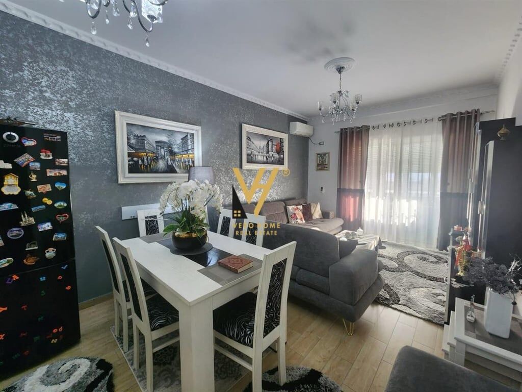 VENDESI APPARTAMENTO 2+1+2 A FRESK 140.000 EURO