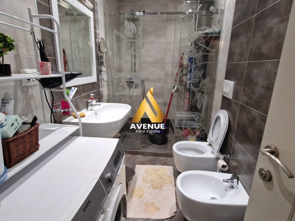 JEPET ME QIRA APARTMENT 2+1 PRANE PALLATIT ME SHIGJETA, TIRANE