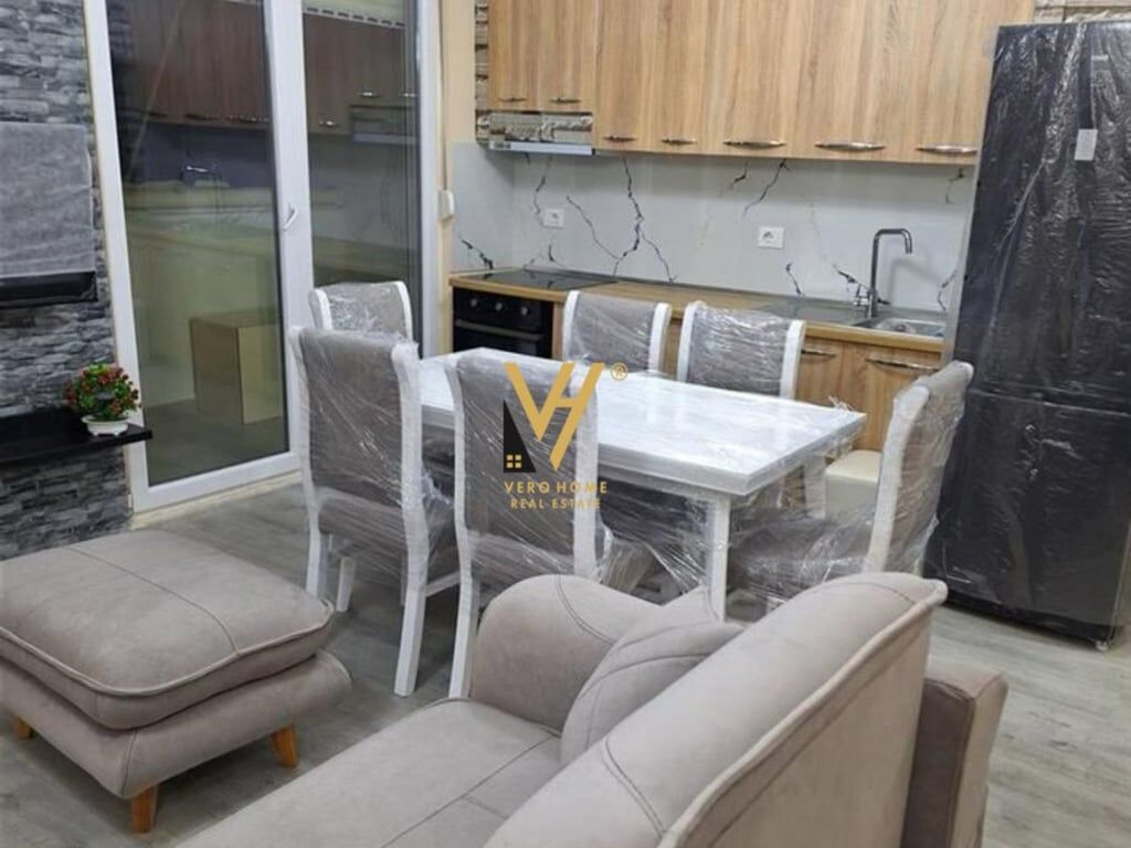 JEPET APARTAMENT 2+1+BLK ME QERA TE 5 MAJI 500 EURO