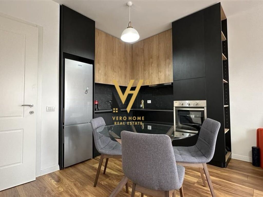 JEPET APARTAMENT 1+1+BLK ME QERA TE UNAZA E RE 500 EURO