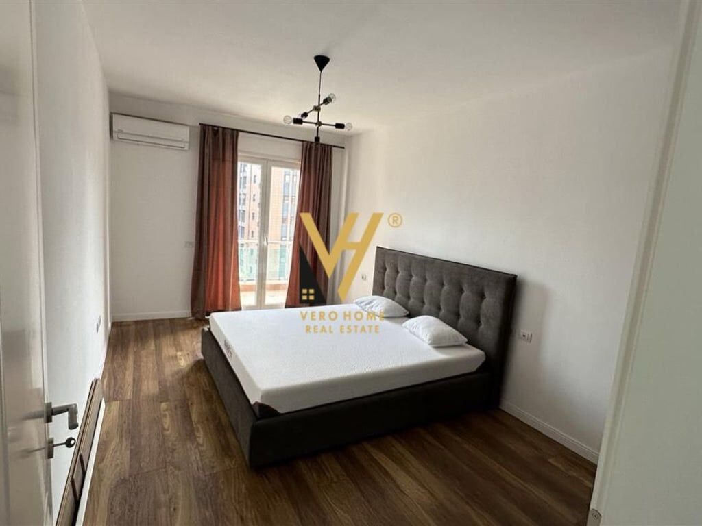 JEPET APARTAMENT 1+1+BLK ME QERA TE UNAZA E RE 500 EURO