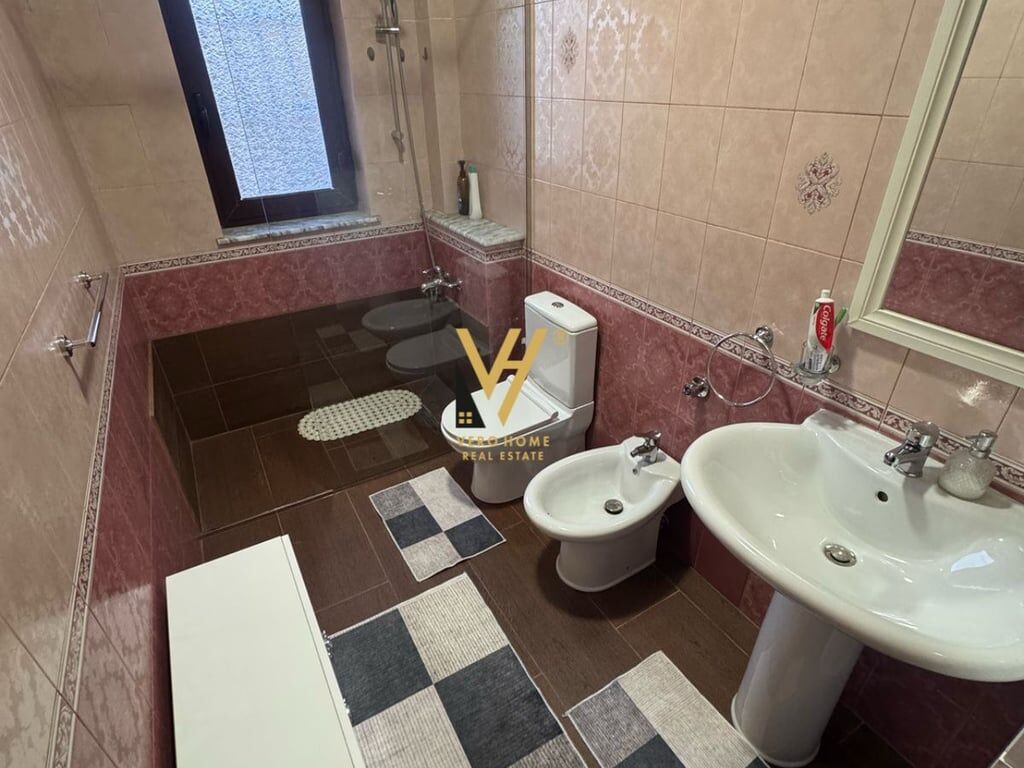 APARTMENT FOR SALE 3+1+2+BASEMENT IN THE CENTER 320,000 EURO