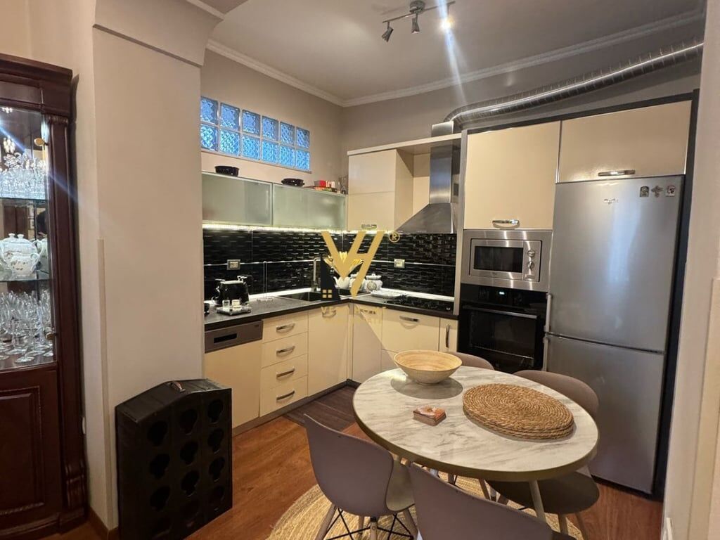 APARTMENT FOR SALE 3+1+2+BASEMENT IN THE CENTER 320,000 EURO