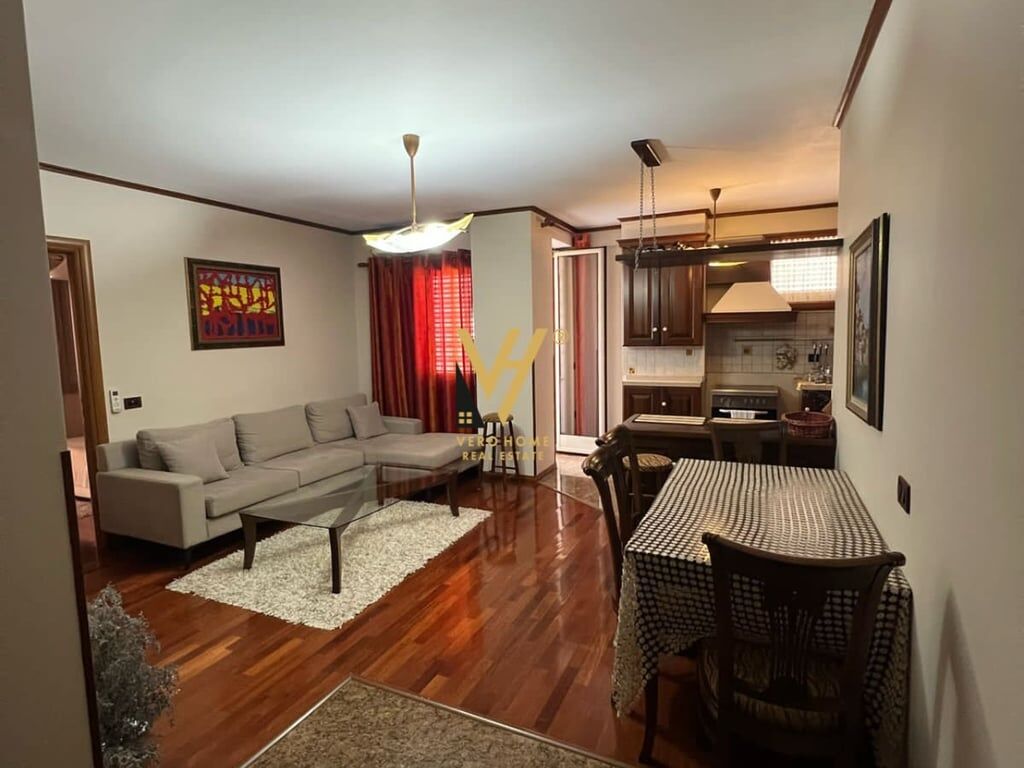 JEPET APARTAMENT 1+1 ME QERA TE SHESHI WILLSON 700 EURO