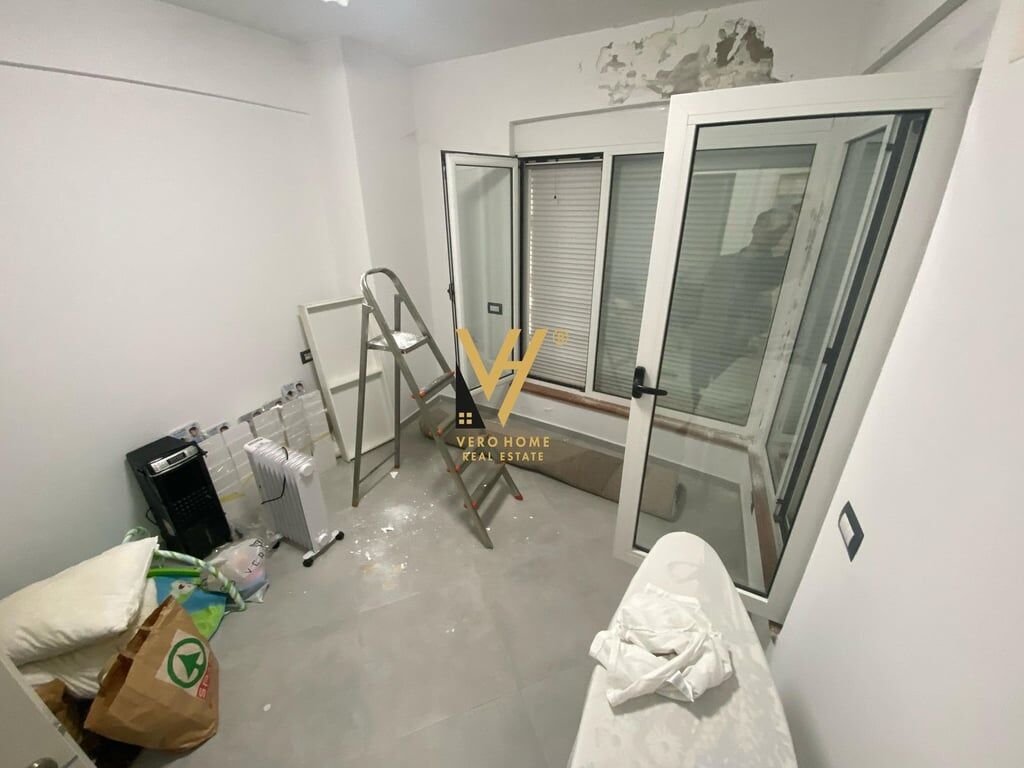 JEPET APARTAMENT 3+1+2 ME QERA TE KODRA DIELLIT 1 1.200 EURO