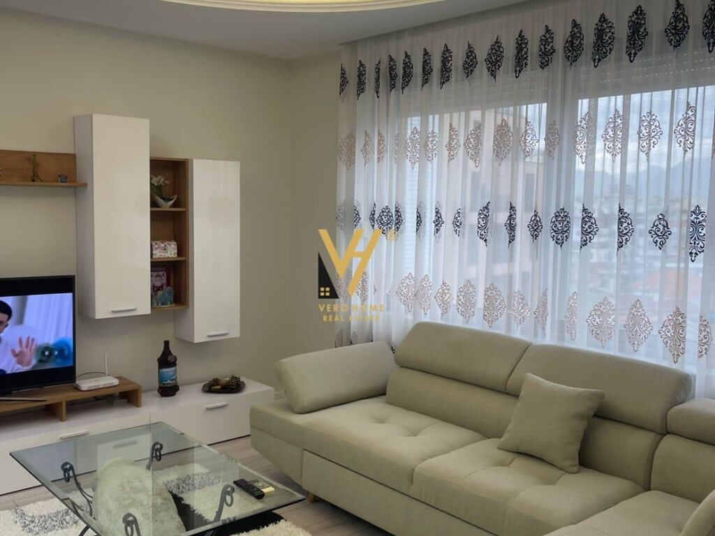 JEPET APARTAMENT 1+1 ME QERA TE RRUGA E KOSOVAREVE 900 EURO