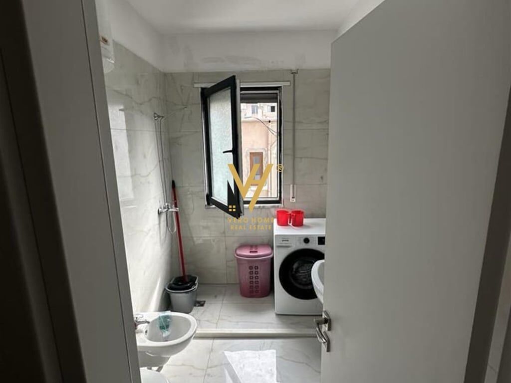 SHITET APARTAMENT 2+1+2+BLK NE DON BOSKO 180.000 EURO
