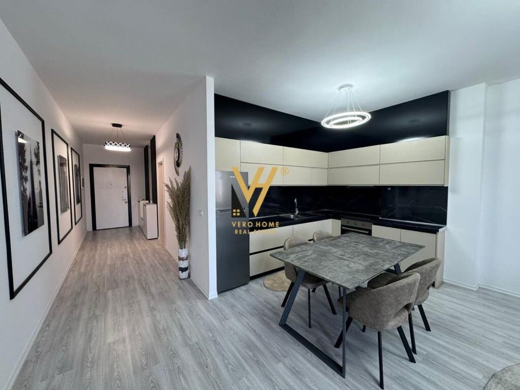 SHITET APARTAMENT 3+1+2+2BLK TE LIQENI THATE 350.000 EURO