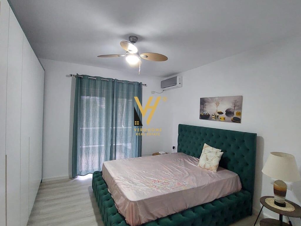JEPET APARTAMENT 2+1+BLK ME QERA TE KOPSHTI BOTANIK 75.000 LEKE