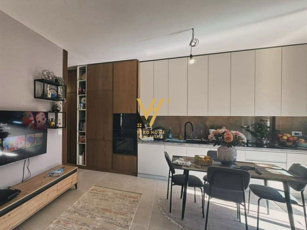 APARTMENT FOR SALE 2+1+2+BLOCK NEAR THE BOTANICAL GARDEN 280,000 EURO