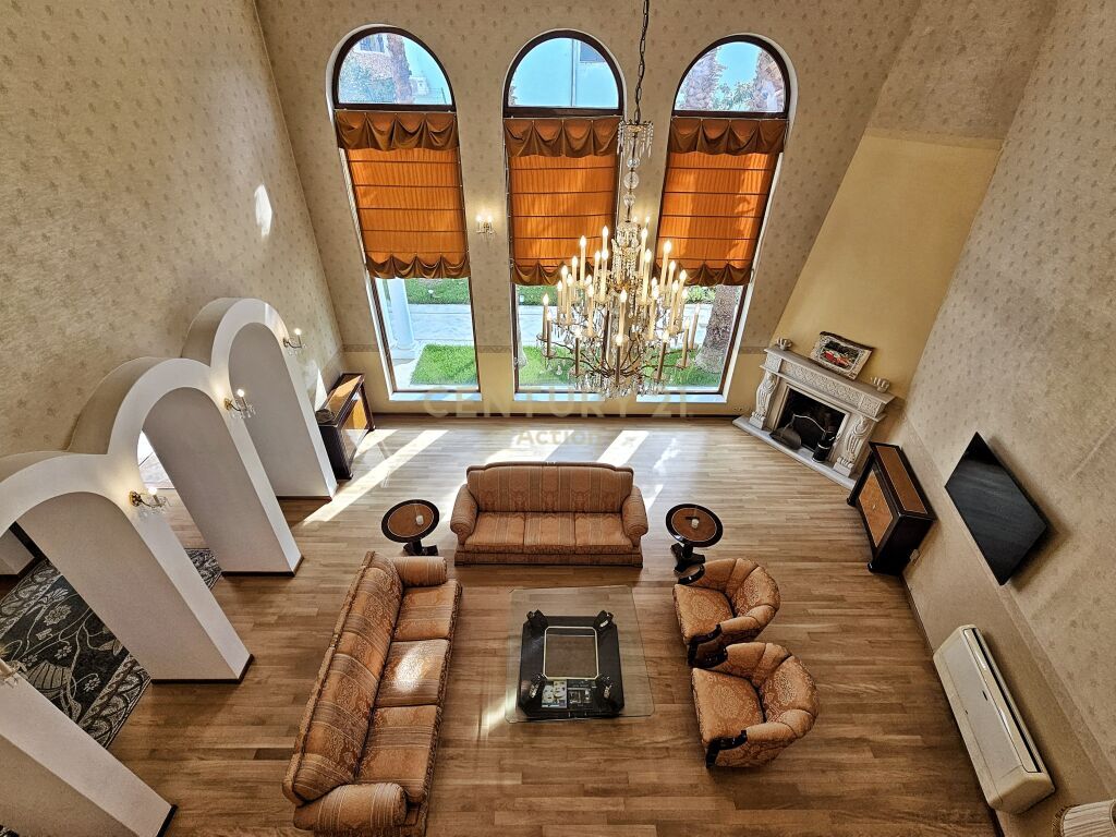 🏡 SHITET VILE UNIKE ME PISHINË TEK RRUGA E DIBRËS 🏡 UNIQUE VILLA WITH SWIMMING POOL FOR SALE – RRUGA E DIBRËS