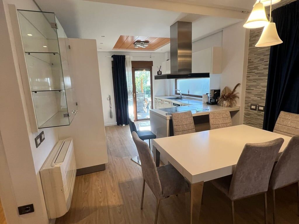 Shitet Vile 3 Kateshe ne TEG 600.000 euro