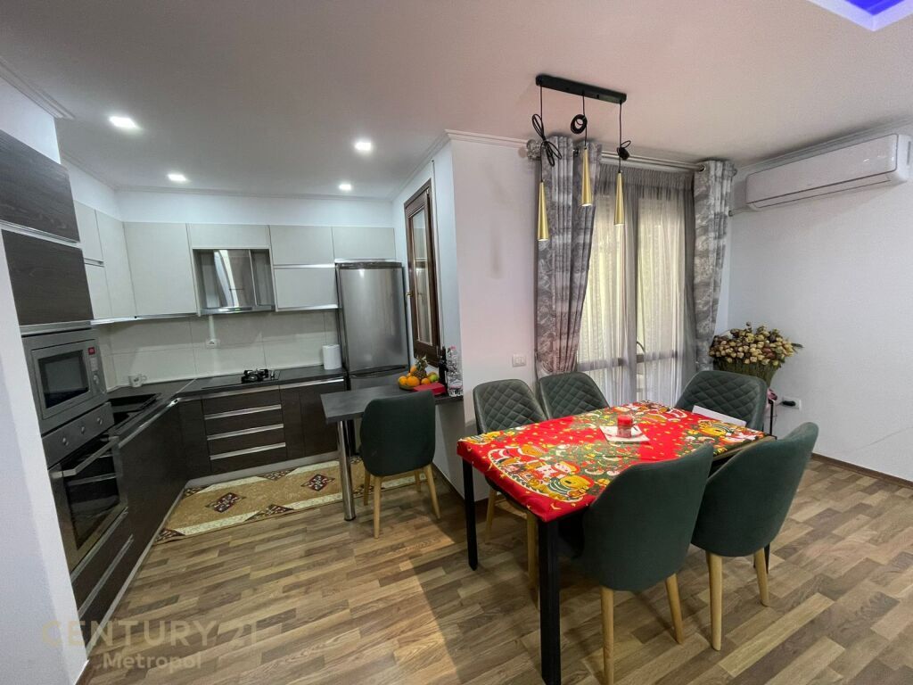 🎑JEPET ME QIRA APARTAMENT TEK KOPSHTI BOTANIK! | Apartament for rent near the Botanical Garden!