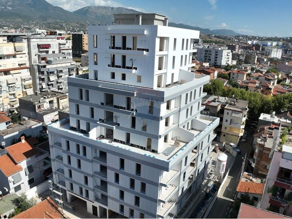 APARTAMENT 1+1 PER SHITJE, XHAMLLIK