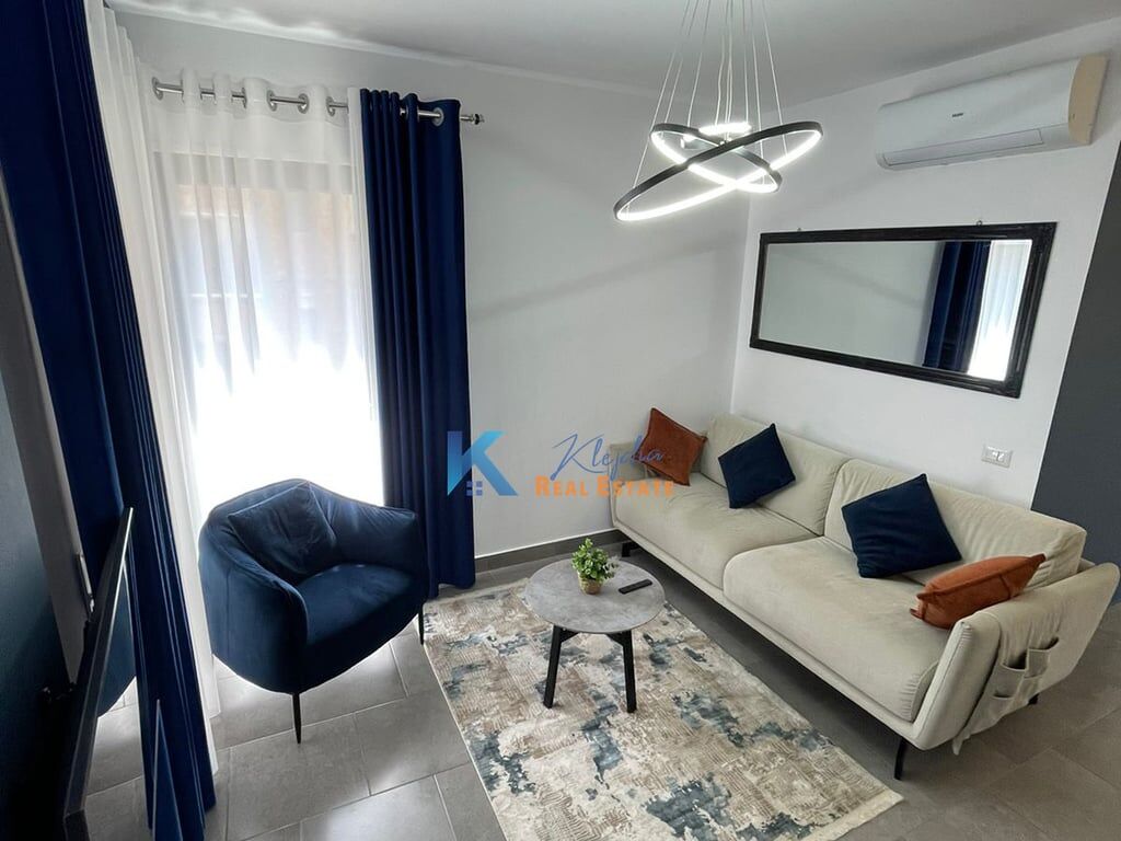 SUPER APARTAMENT 1+1 ME QIRA TE 21 DHJETORI