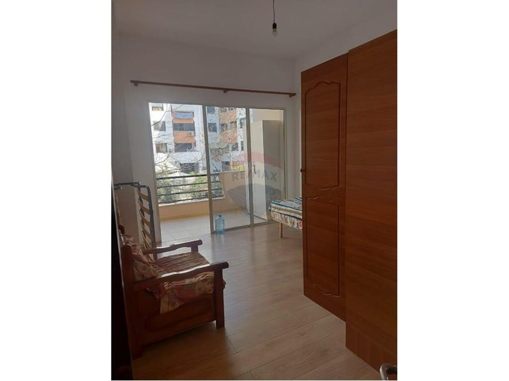 APARTAMENT 2+1 ME QIRA, ASTIR