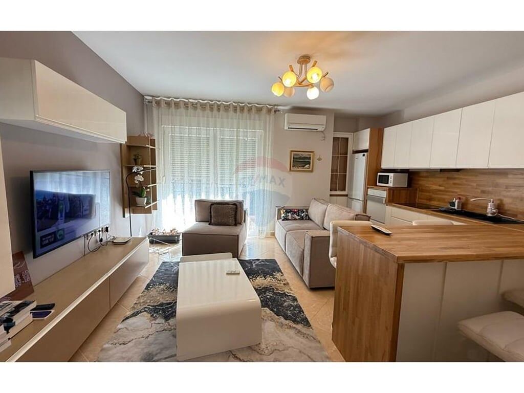 Apartament 2+1 per qira tek Rruga Elbasanit!