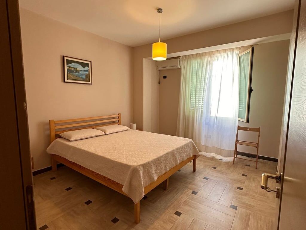 SHITET 2+1+2 PENTHOUSES NE LUNGOMARE!!