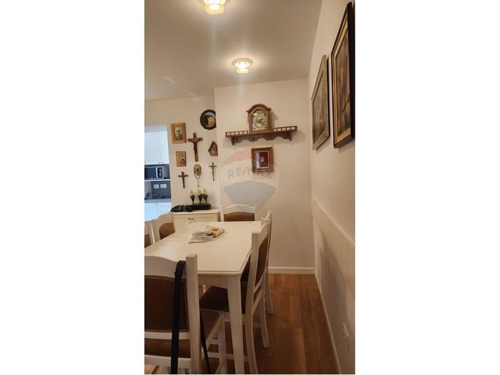 Jepet me qira apartament 2+1 te 21 Dhjetori