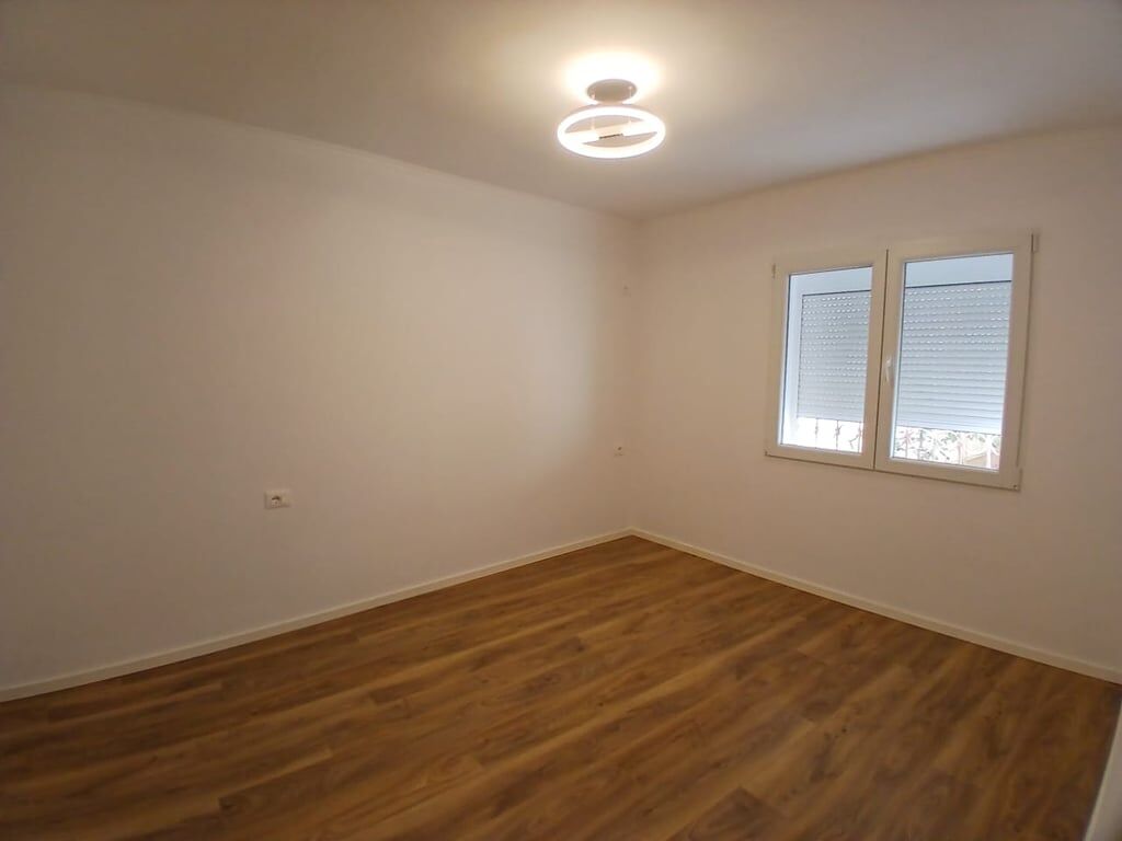  Apartment 2+1 per shitje te Ish Tregu Elektrik